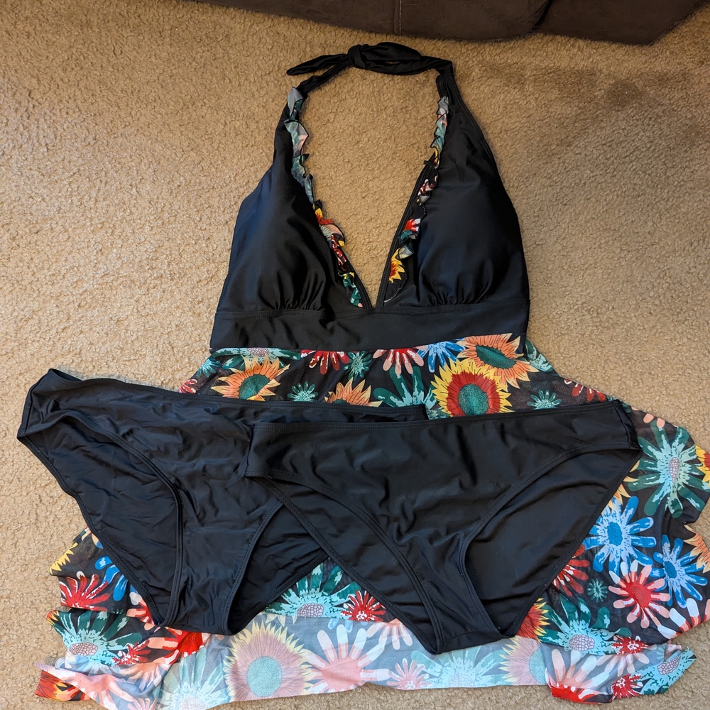 Rosegal Black Floral Trim Bikini Set